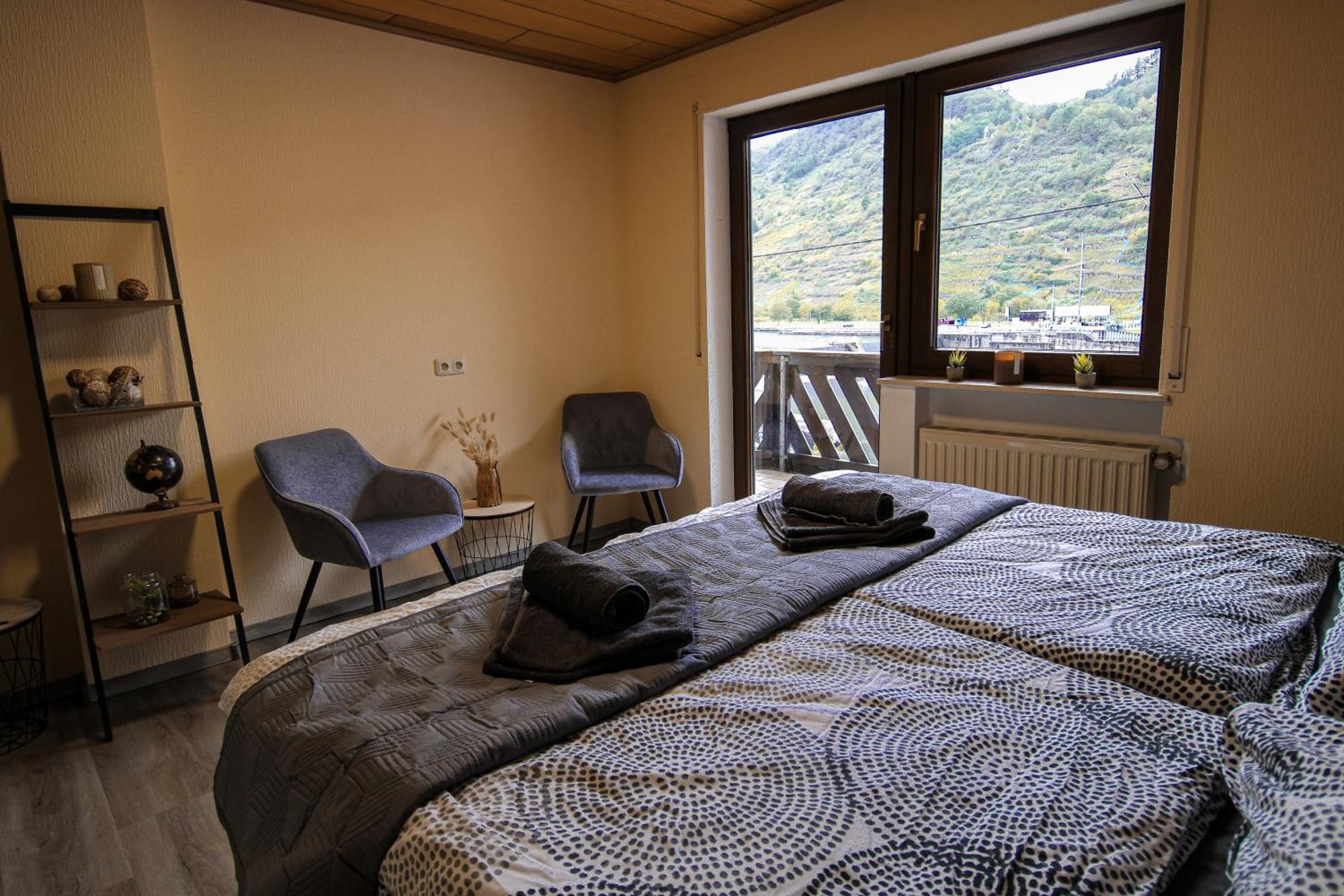 Stilvolle Wellness-Ferienwohnung In Neef Whirlpool, Sauna, Grill, Fitness, Billard & Moselblick Экстерьер фото